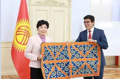 上海合作组织睦邻友好合作委员会副主席崔丽访问吉尔吉斯斯坦