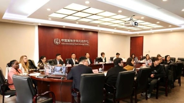 CIYEC Holds Symposium for International Students in China