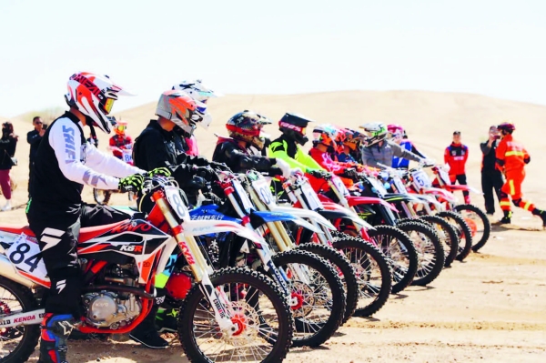 Off-road motorcycle desert event opens in Hangjin Banner of Ordos