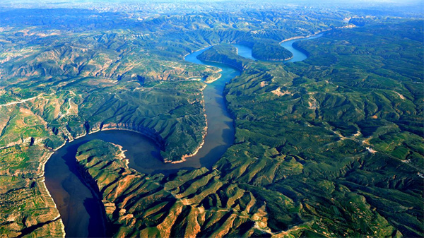 Ordos' ecological miracle: From yellow to green and blue