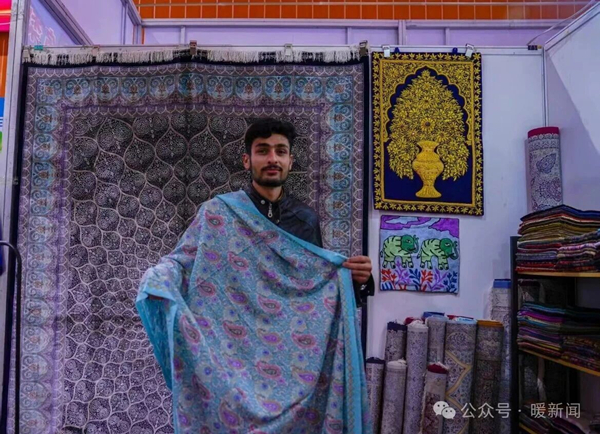 1761119755121088776.jpg 商品展1.jpg